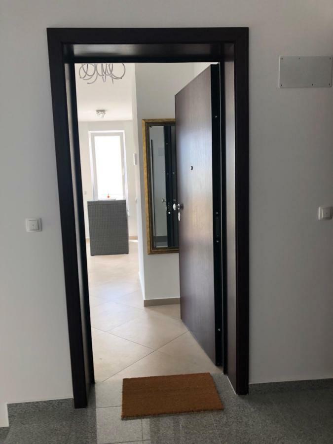Apartment Zeljkica - Villa Sunce Сень Екстер'єр фото